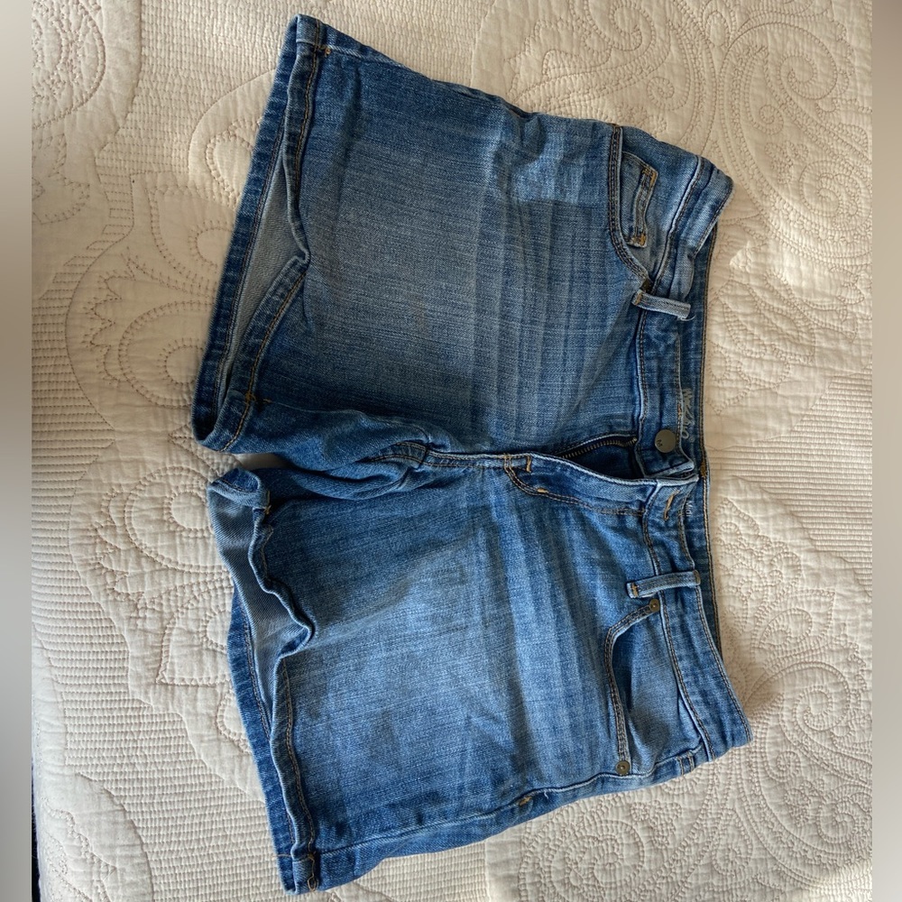 Denim jean shorts!
